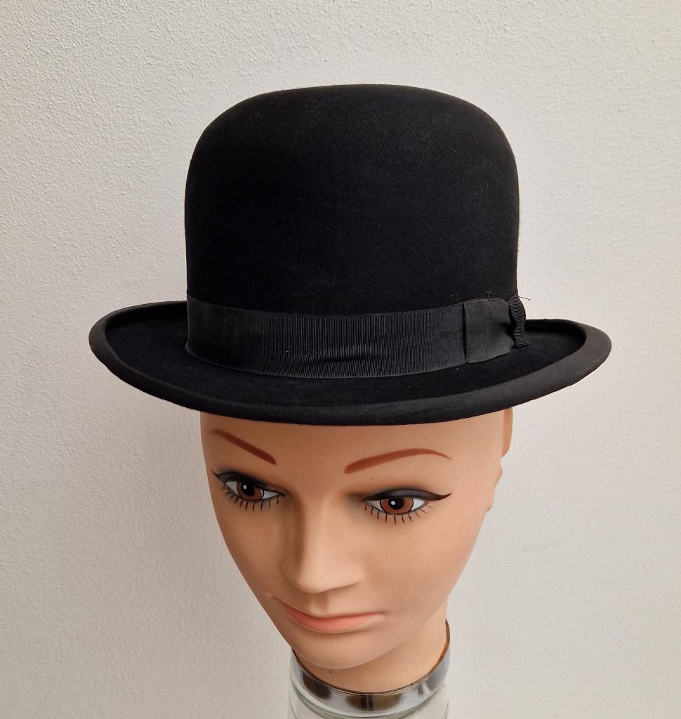 Echte Engelse oude vilten bolhoed, Antiek en Kunst, Antiek | Kleding en Accessoires, Ophalen of Verzenden, Kinderen