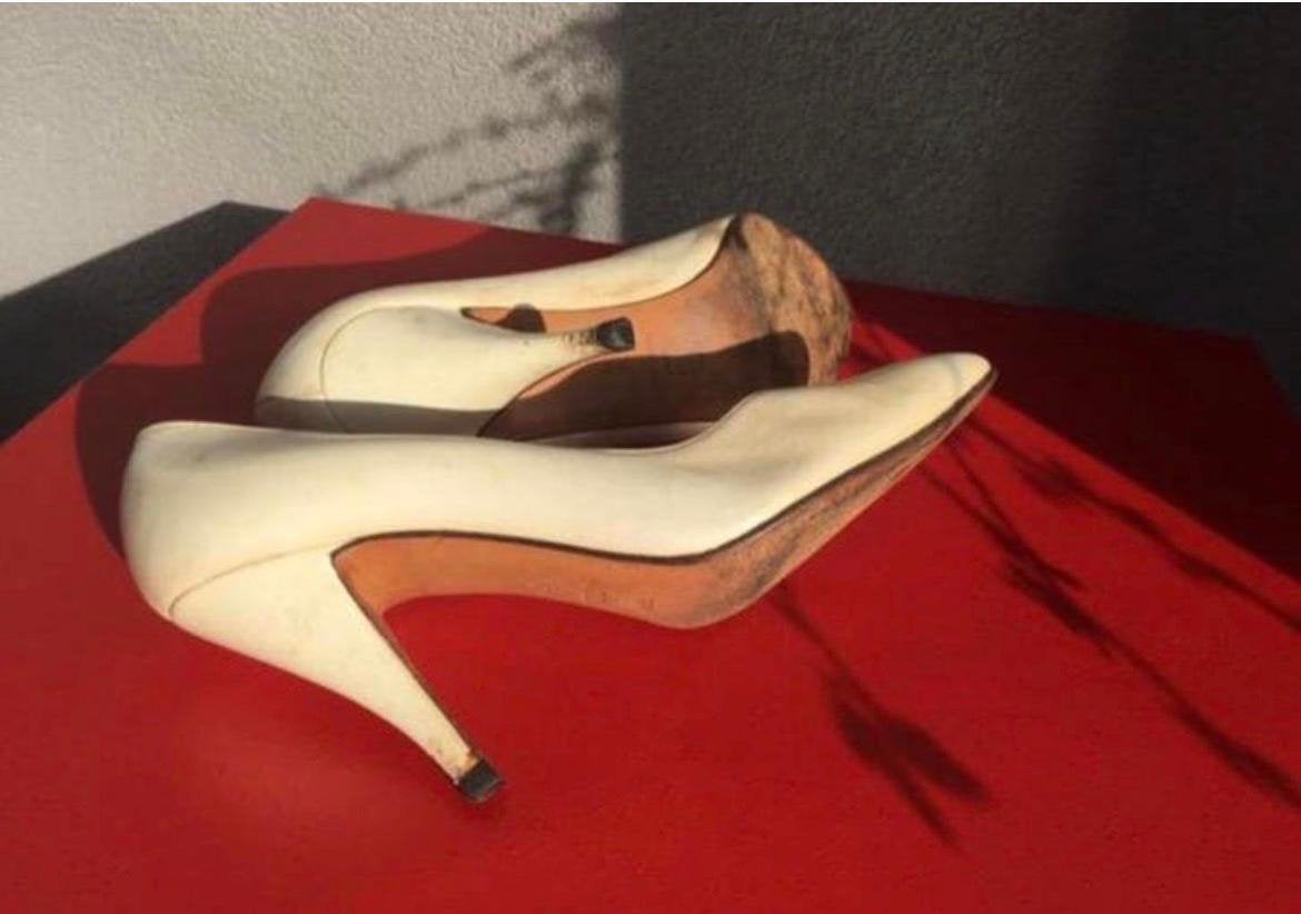 Bruno Magli Bologna Italiaanse geheel leren pumps, Ophalen, Pumps, Wit, Gedragen