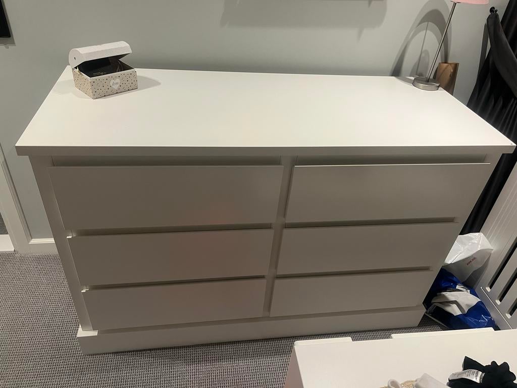 Commode/ladenkast 140x56x92 cm - Zo goed als nieuw, Huis en Inrichting, Kasten | Ladekasten, Ophalen, 100 tot 150 cm, 5 laden of meer
