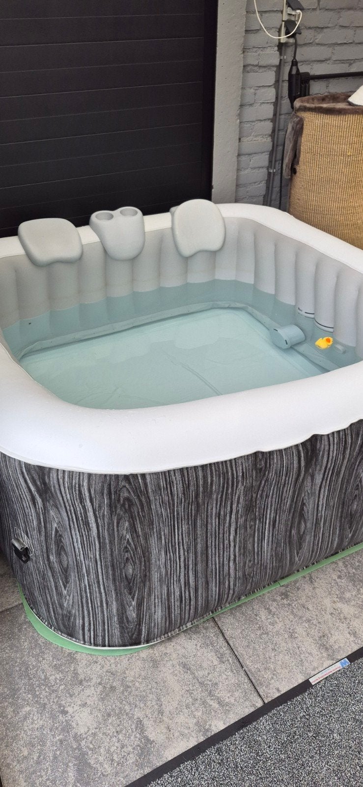 Avenli Jacuzzi 4 Personen - zgan, Ophalen