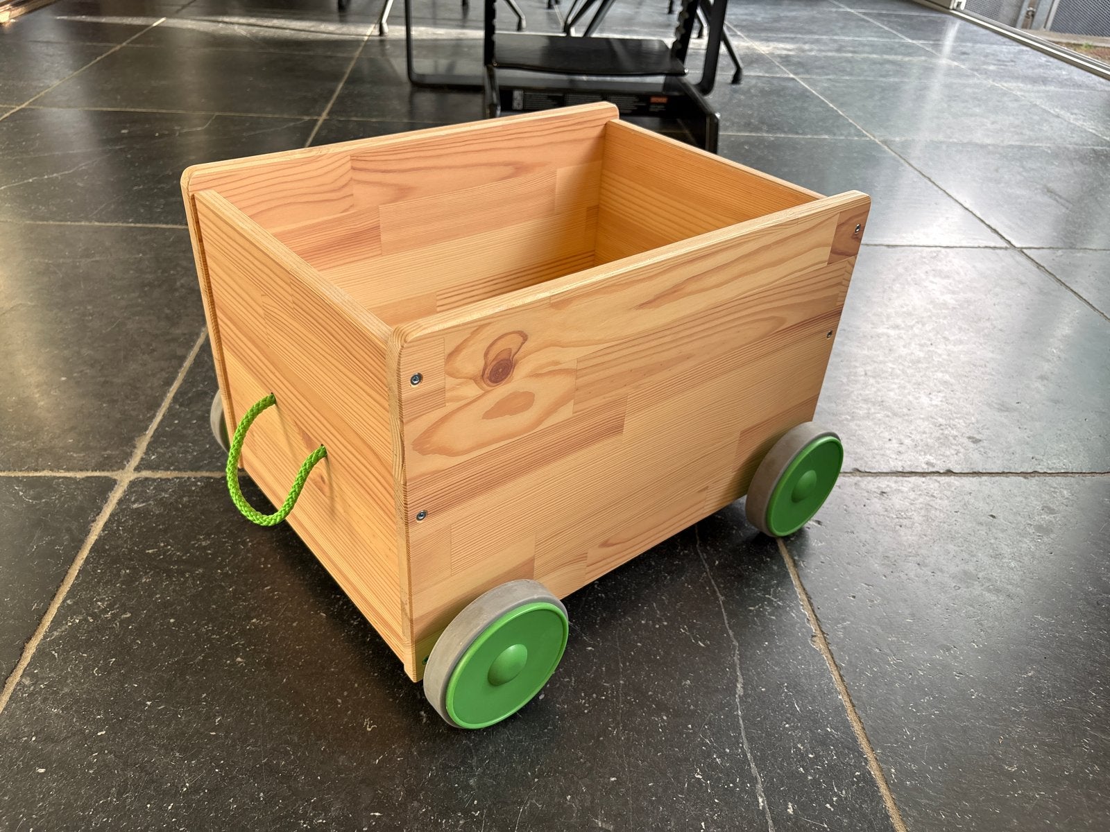 Ikea Flisat houten speelgoedkist, Kinderen en Baby's, Ophalen, Zo goed als nieuw, Jongen of Meisje