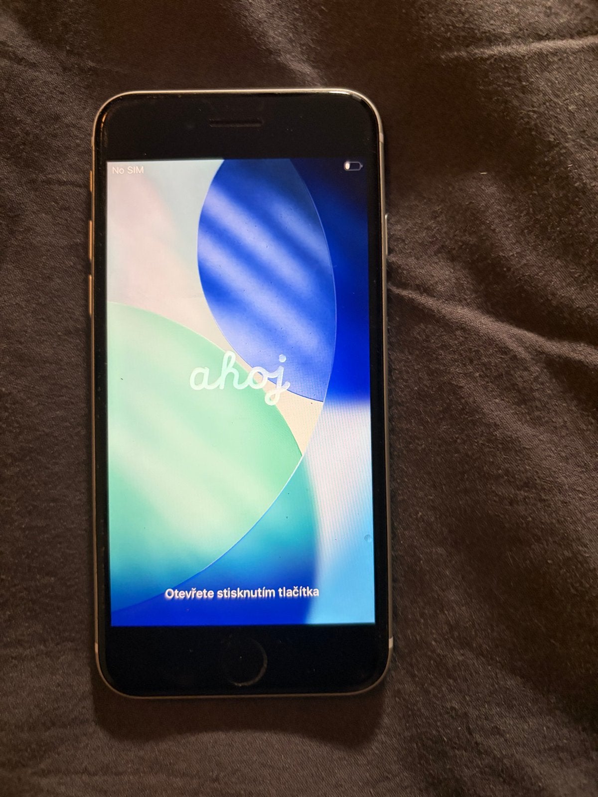Apple iPhone SE 2 nd generation 64GB Zilver, Telecommunicatie, Mobiele telefoons | Apple iPhone, Gebruikt, 78 %, Ophalen of Verzenden