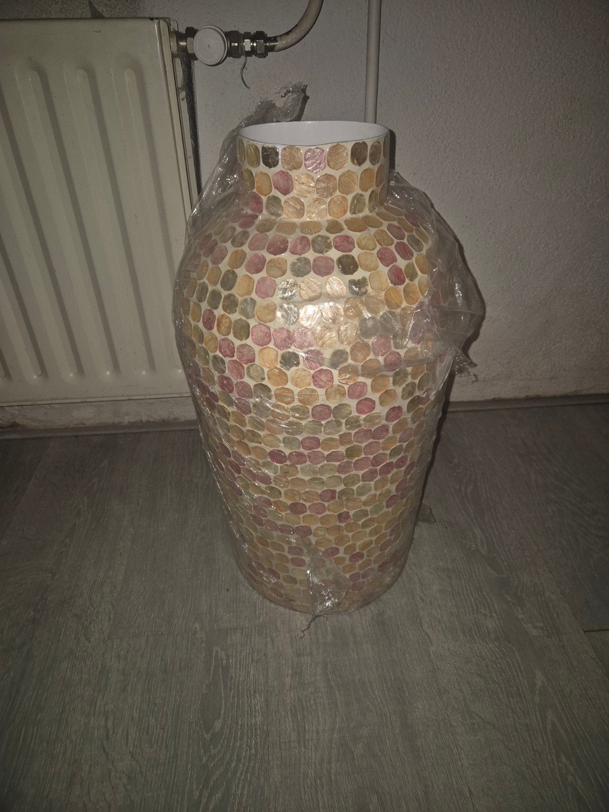 schelpenvaas, Huis en Inrichting, Ophalen of Verzenden, Nieuw, Roze, 57 cm