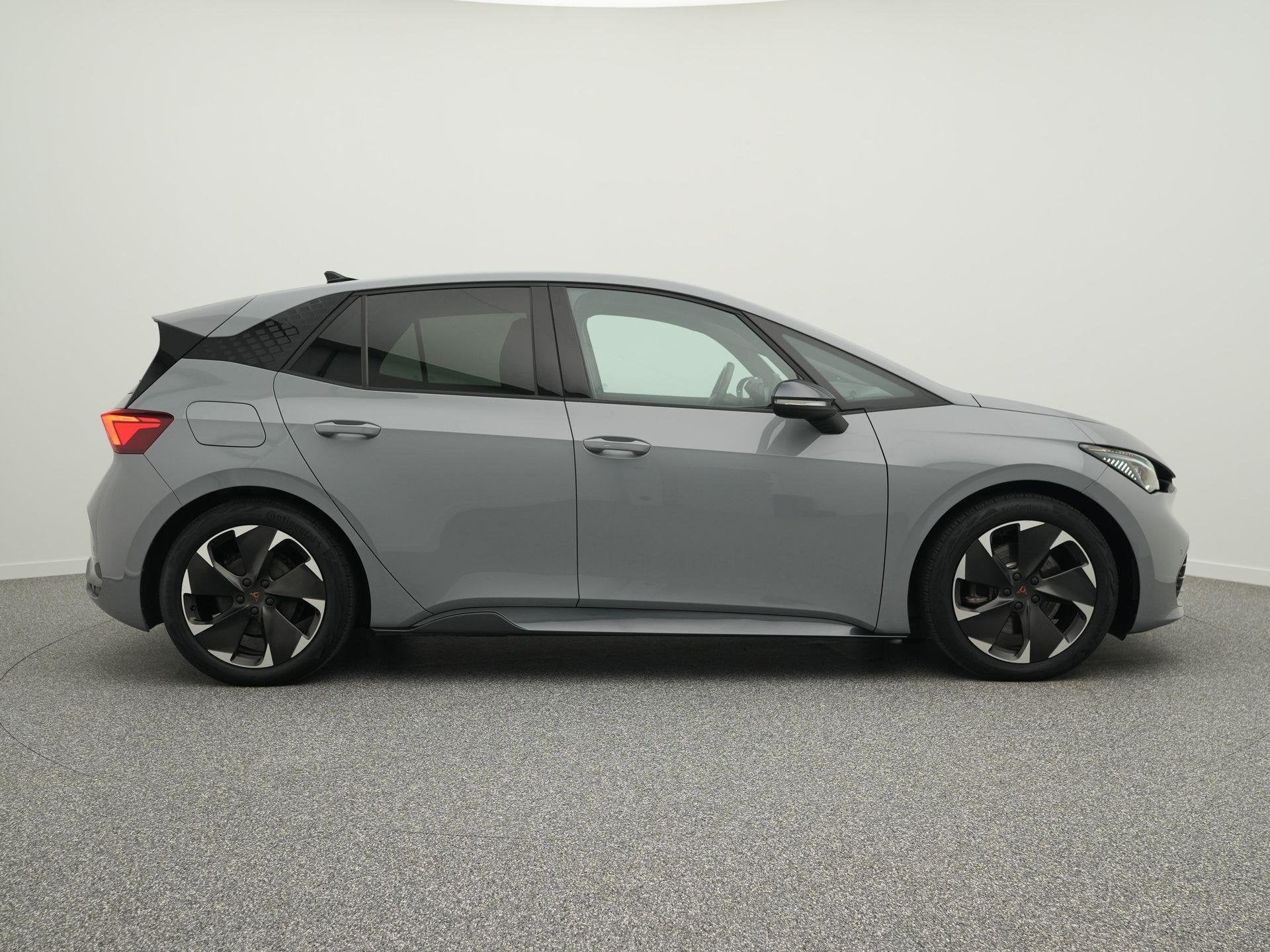CUPRA Born Adrenaline 62 kWh 230pk | SOH 98% | Warmtepomp |, Auto's, Automaat, 421 km, Gebruikt, Zwart