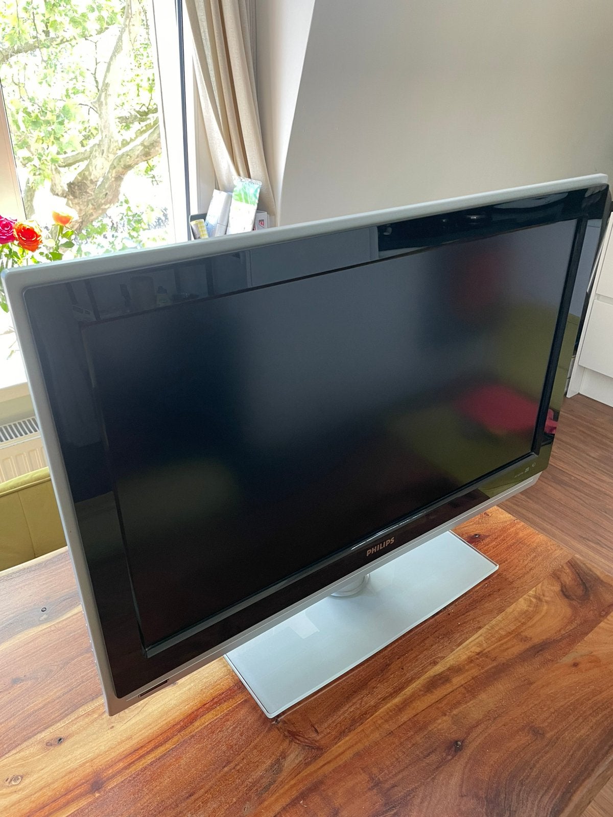 Philips flatscreen tv 32 inch, Ophalen, Philips, Gebruikt, 50 Hz