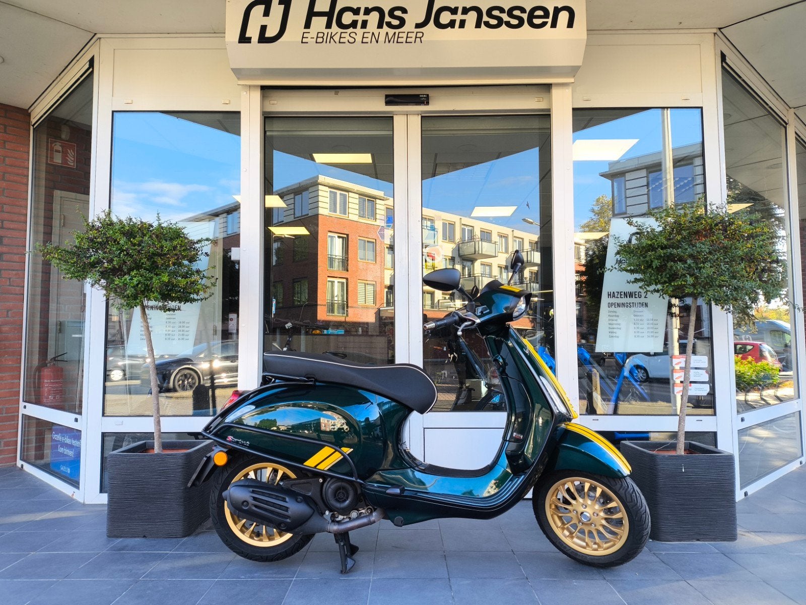 Vespa Sprint Speciale Uitvoering 2022 - Geel Kenteken, Ophalen, Gebruikt, Maximaal 45 km/u, Overige modellen