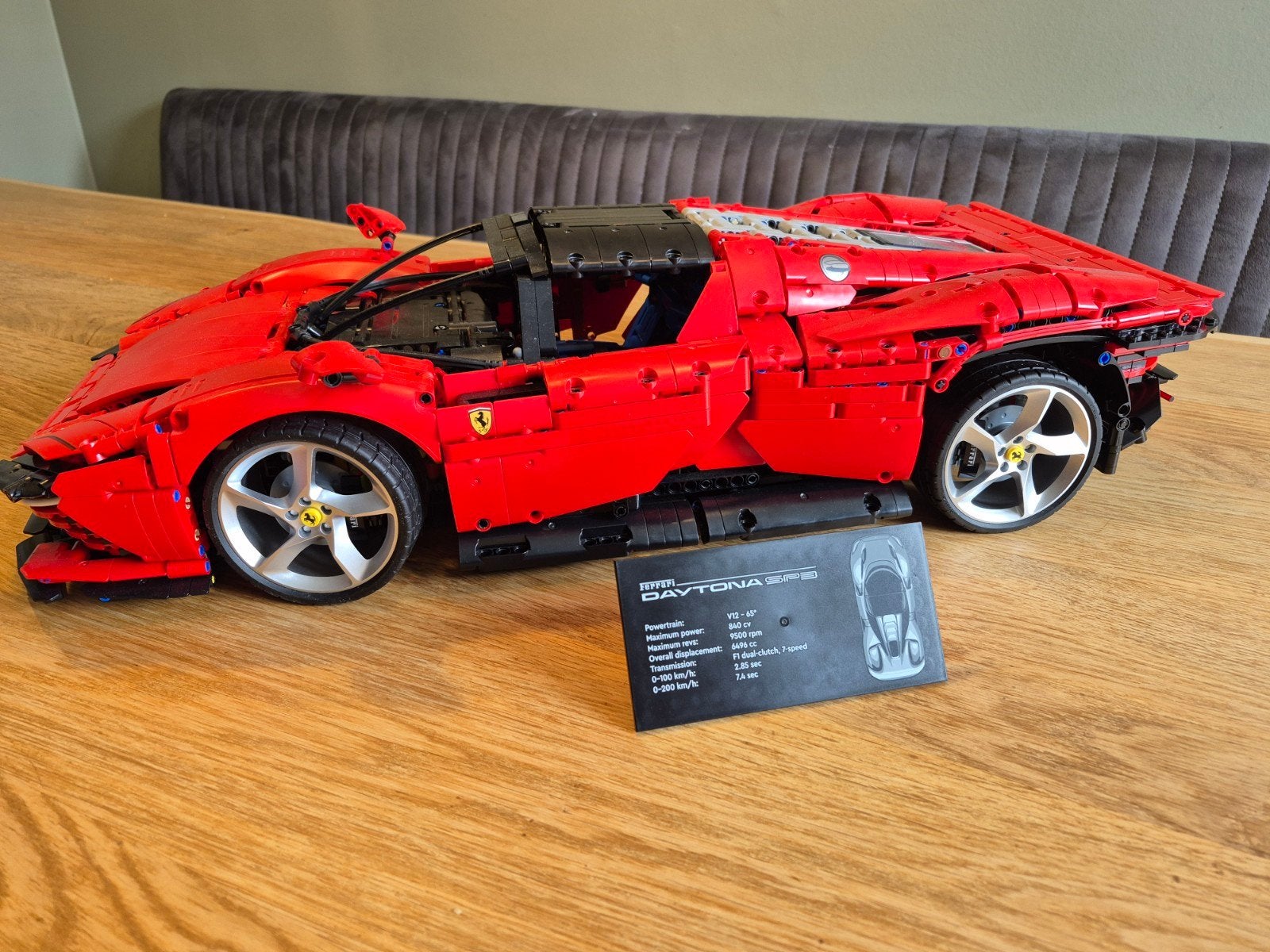 Lego Technic 42143 Ferrari Daytona SP3, Kinderen en Baby's, Speelgoed | Duplo en Lego, Ophalen, Zo goed als nieuw