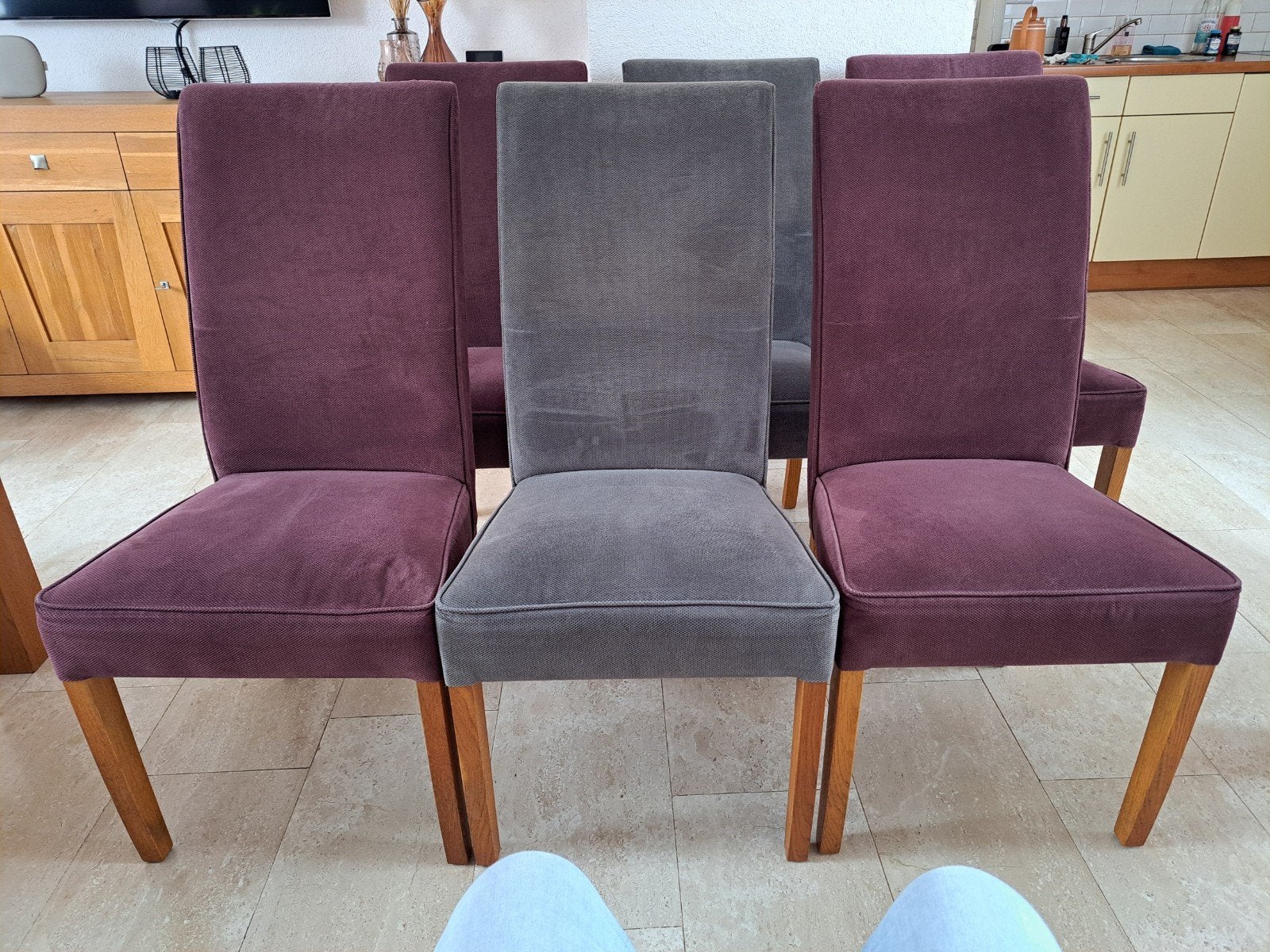 6 eetkamerstoelen: 4 aubergine, 2 grijs, Ophalen, Modern, Comfortabel, Gebruikt, Overige kleuren