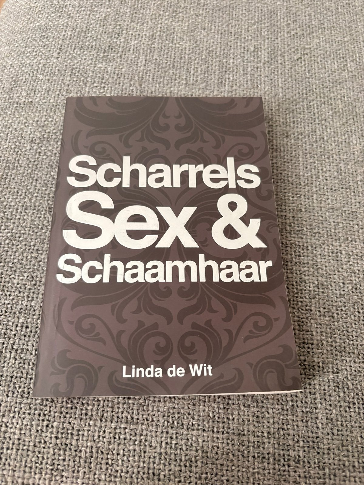 Scharrels Sex & Schaamhaar - Linda de Wit, Ophalen of Verzenden, Gelezen, Nederland