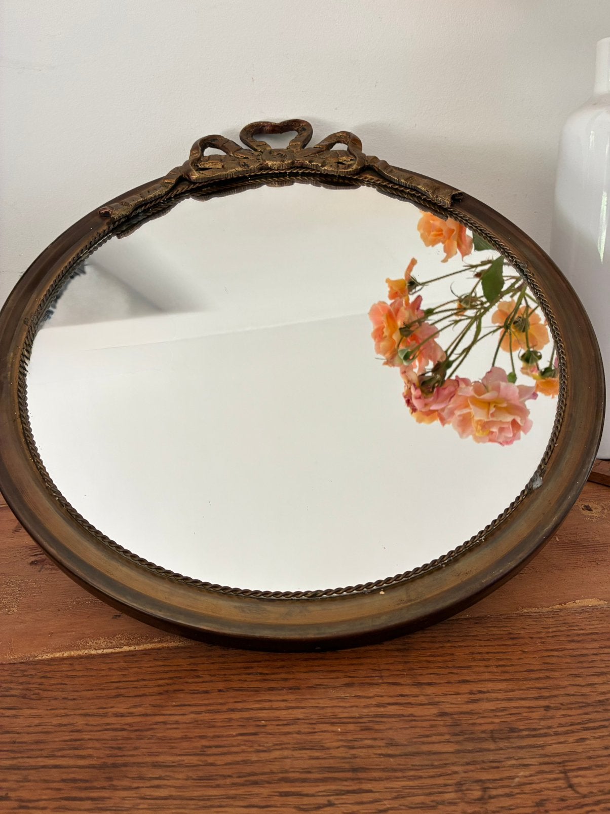 Antieke Ronde spiegel met messing/ koper striklijst, Antiek en Kunst, Ophalen of Verzenden, Rond, Minder dan 50 cm