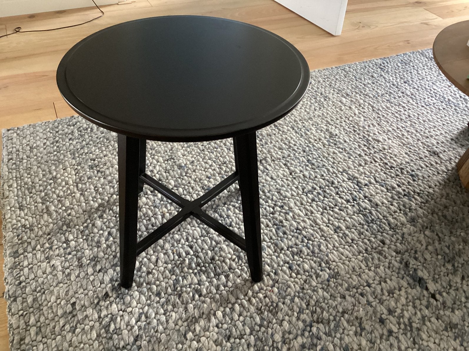 Ikea tafeltje, Ophalen, Zo goed als nieuw