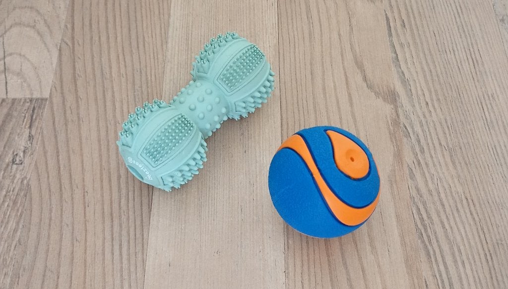 Twee Puppy Balletjes (een vanBeeztees), Dieren en Toebehoren, Ophalen, Zo goed als nieuw, Kauwspeelgoed, Beeztees