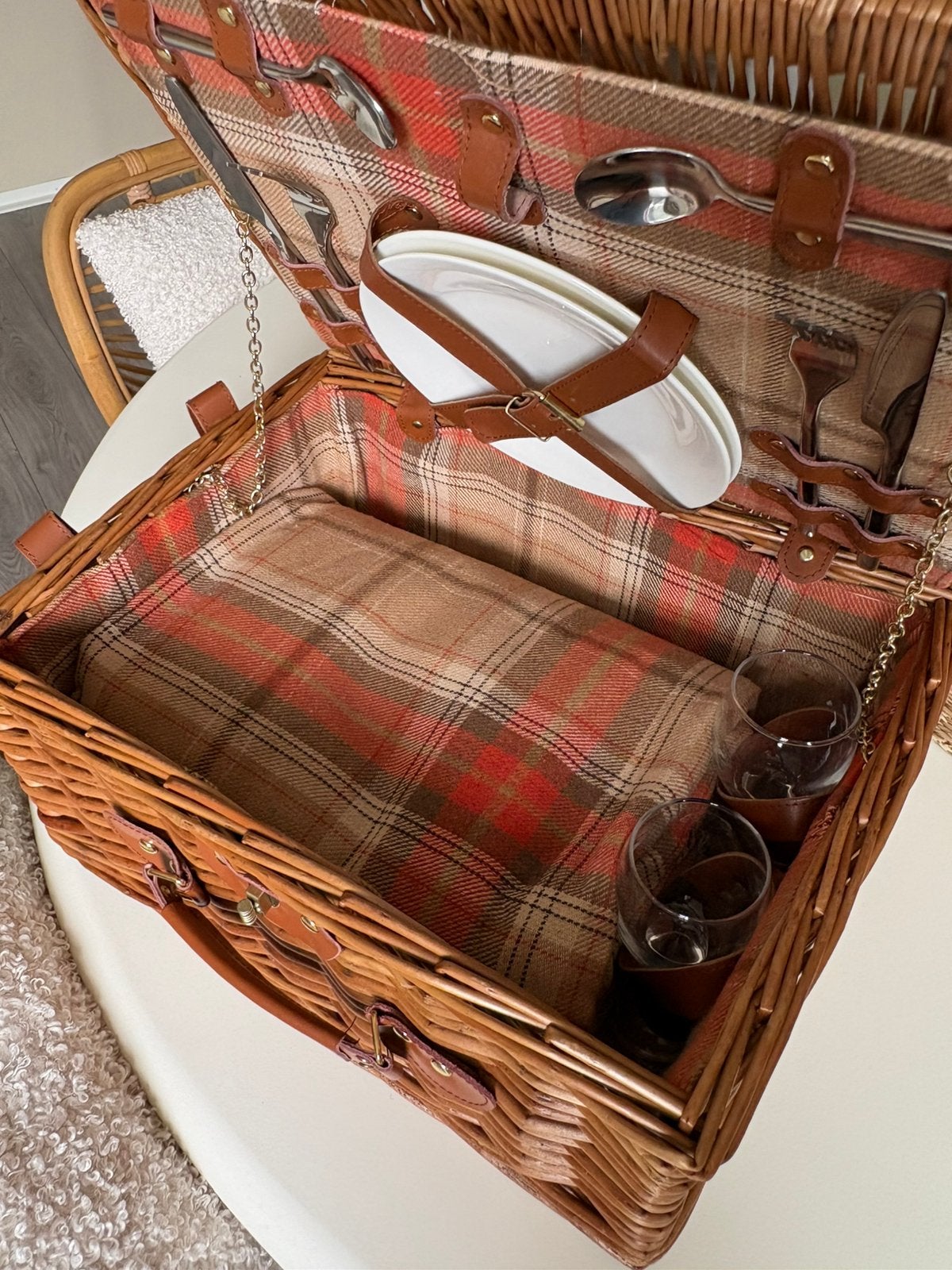 Picknickmand incl. accessoires (nooit gebruikt), Ophalen, Nieuw