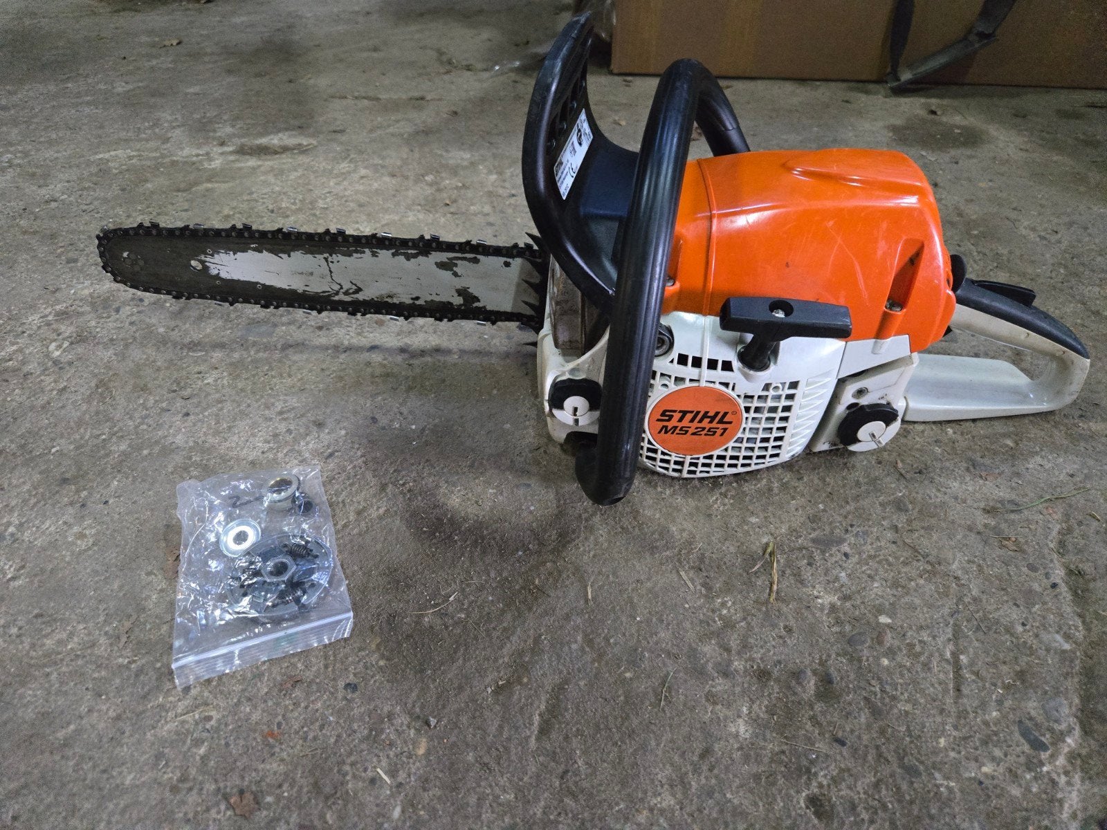 Stihl MS 251 Kettingzaag | 40cm blad | MS251 | Nwe Sprocket, Tuin en Terras, Hand-tuingereedschap, Info@stihl.nl, Gebruikt, Overige soorten