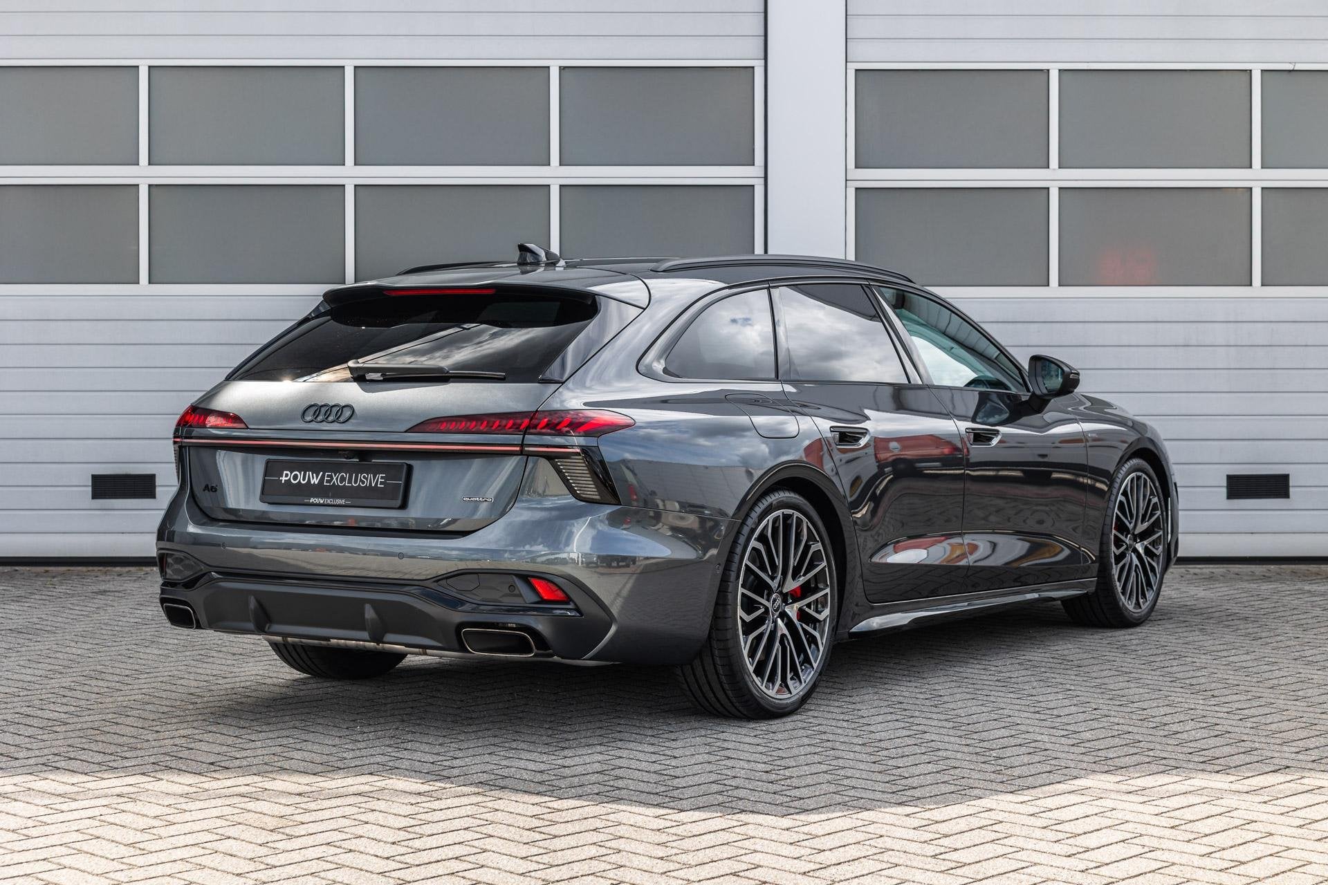 Audi A6 Avant 2.0 e-hybrid 367pk quattro S edition Competiti, Auto's, Audi, Automaat, 12 maanden, 2165 kg, 4 cilinders