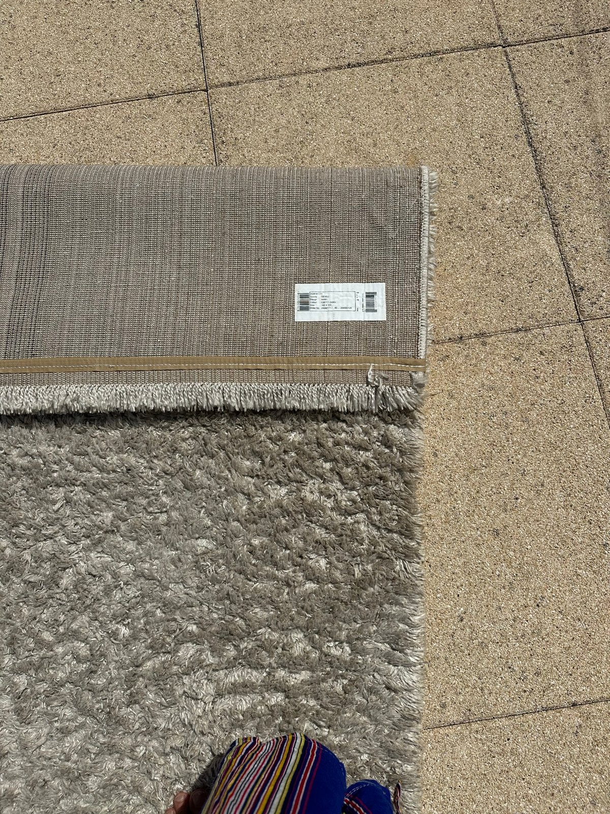 Grijs hoogpolig vloerkleed, Huis en Inrichting, 100 tot 150 cm, Ophalen of Verzenden, Zo goed als nieuw, 150 tot 200 cm