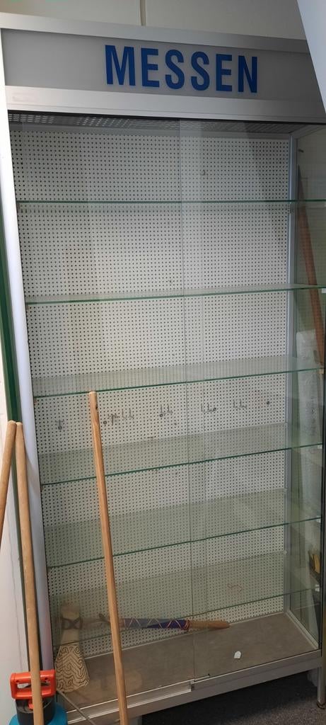 Mooie Messen Vitrine met glasplaten+verlichting, Ophalen, Met deur(en), Gebruikt, 100 tot 150 cm