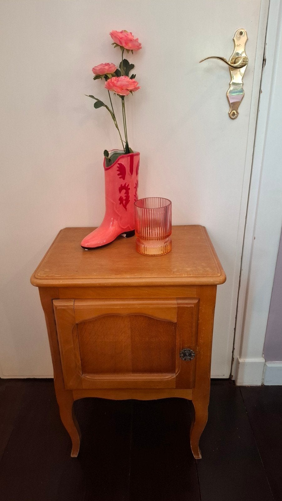 Bijzettafeltje kastje queen ann hout nachtkastje, Huis en Inrichting, Slaapkamer | Nachtkastjes, Ophalen of Verzenden, Minder dan 45 cm