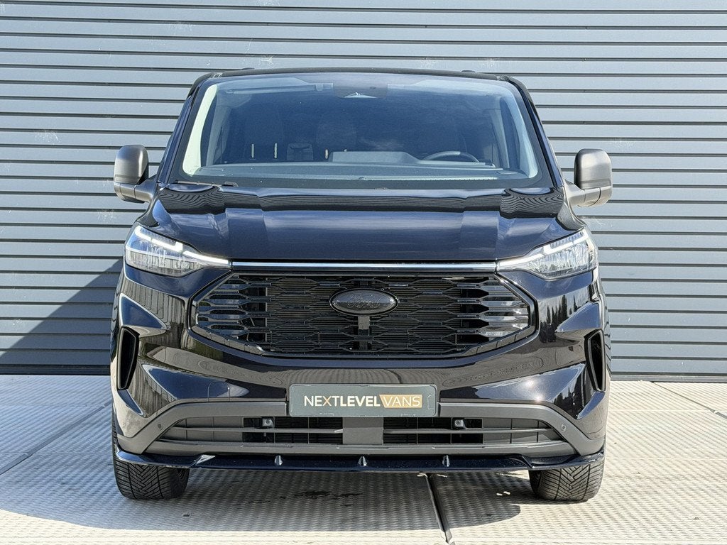 Ford Transit Custom 320 2.0 TDCI L2H1 Trend DC 6-pers / Came, Voorwielaandrijving, 4 cilinders, Met garantie (alle), Zwart