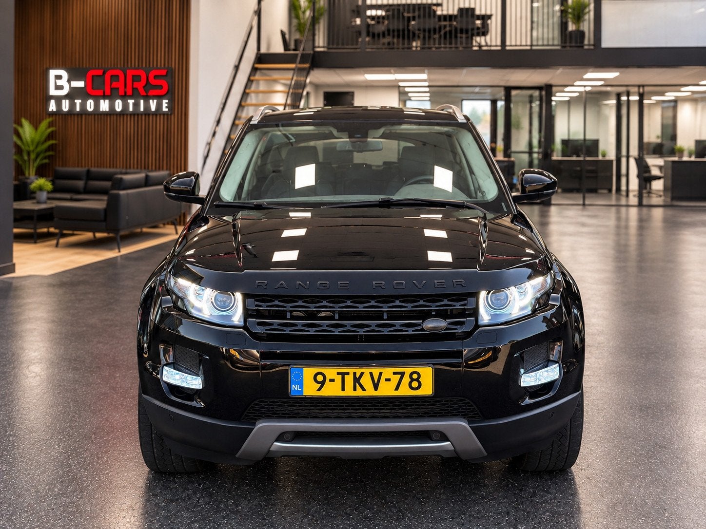 Land Rover Range Rover Evoque 2.0 Si 4WD Prestige Xenon|Leer, Euro 5, 4 cilinders, Zwart, Bedrijf