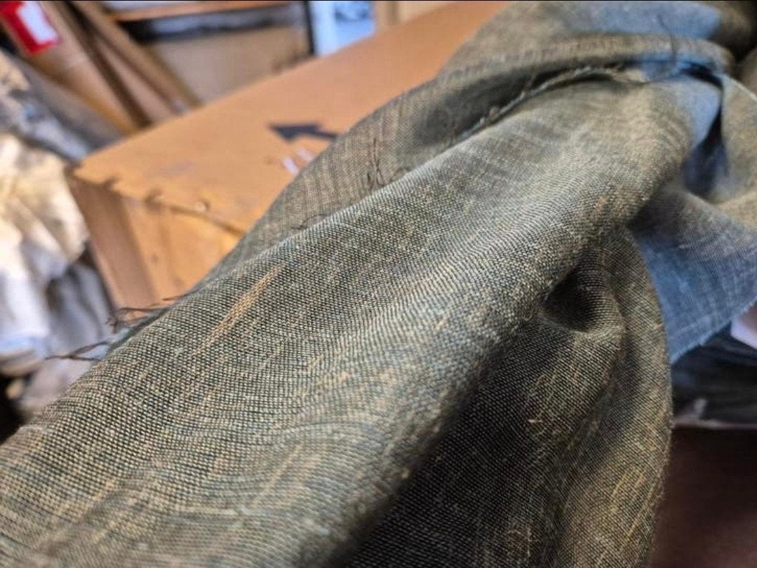 Inbetween groen-grijs tint prachtige stof! 3.20m hoog!, Ophalen of Verzenden, Nieuw