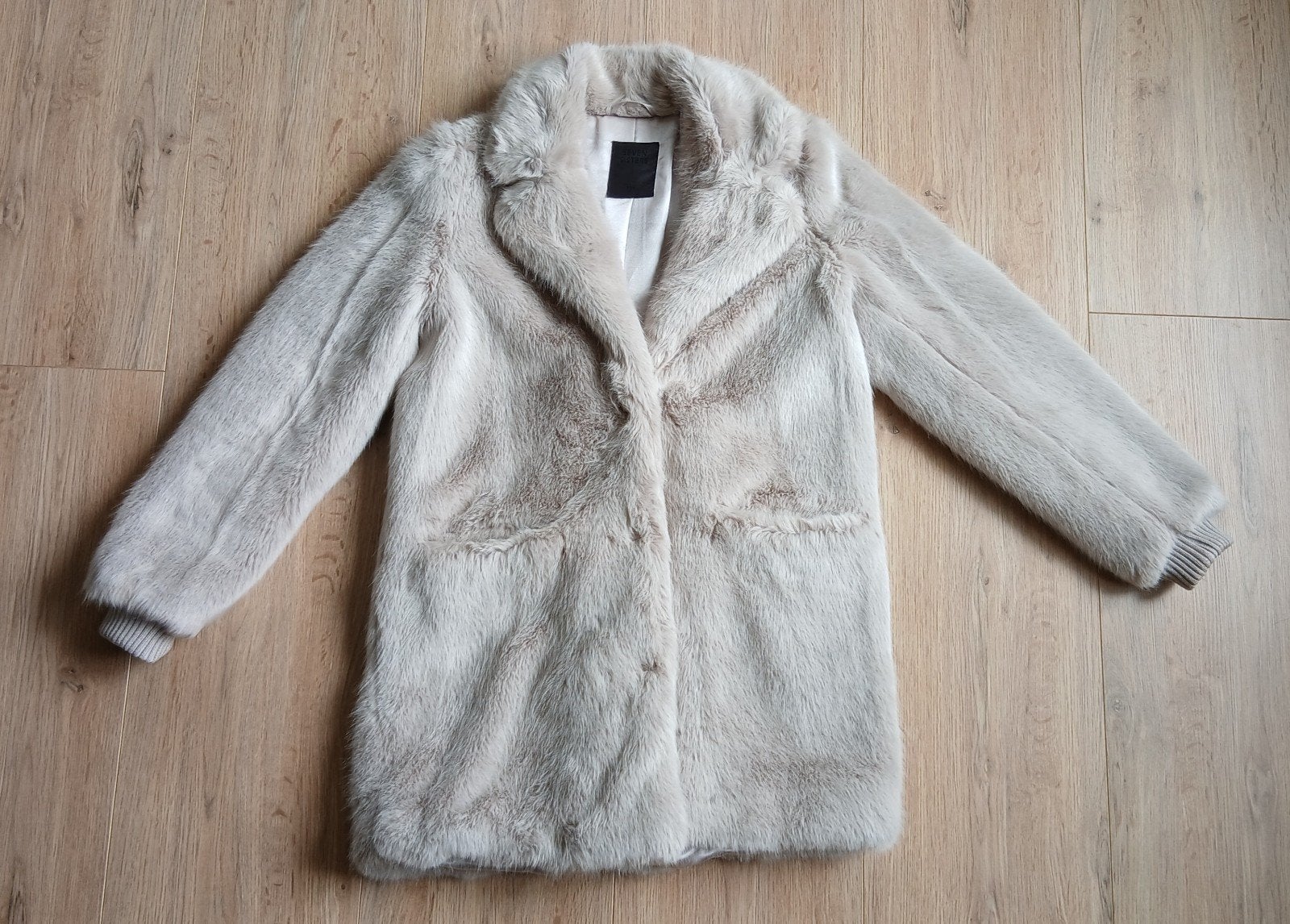Grijze Bontjas - Seven Sisters Long Fur Coat, Seven Sisters, Nieuw, Ophalen of Verzenden, Maat 34 (XS) of kleiner