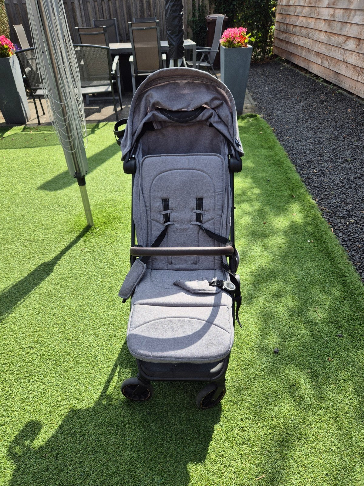 B-MICRO Kinderwagen met voetenzak - Zo goed als nieuw, Ophalen of Verzenden