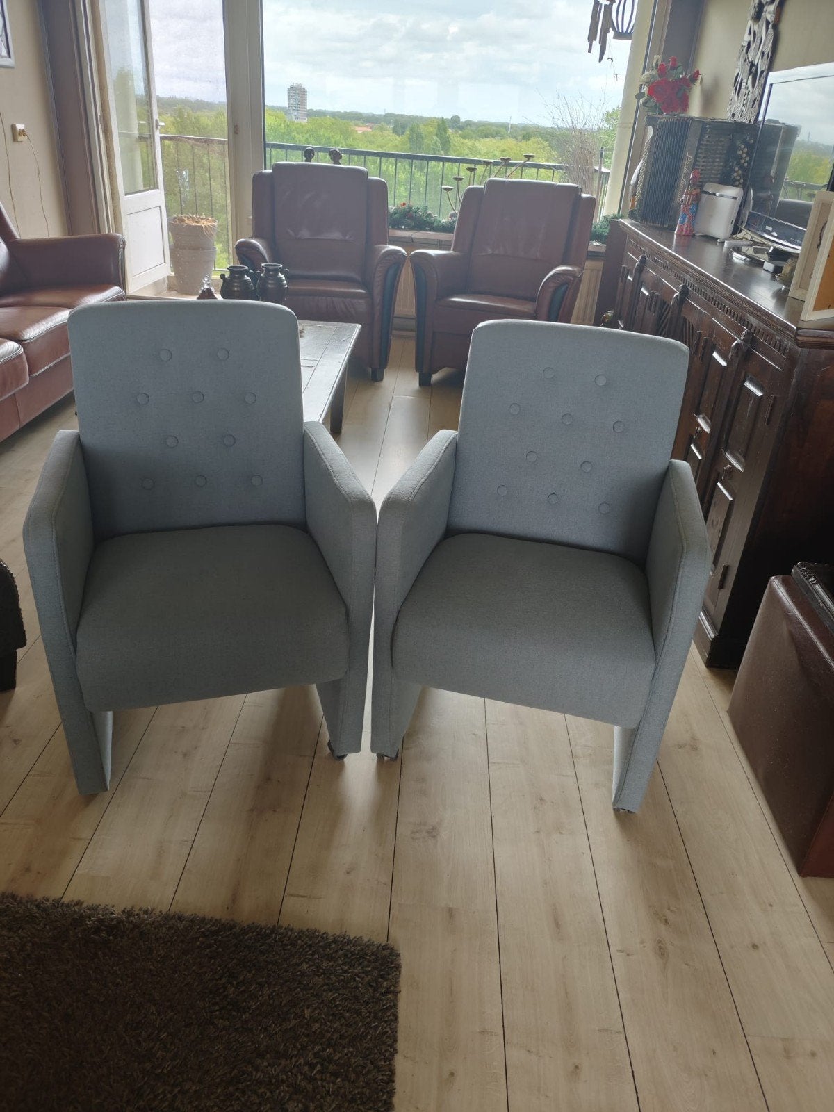IZGST 6 eetkamer stoelen op wieltjes grijs/groen van kleur, Huis en Inrichting, Stoelen, Ophalen, Zo goed als nieuw, Vijf, Zes of meer stoelen