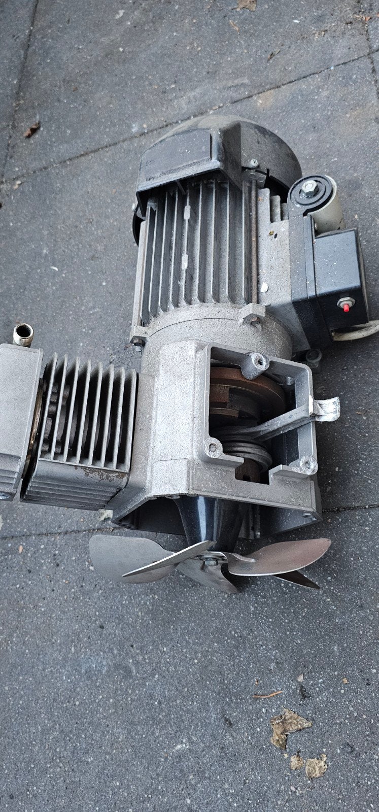Sterke 2-cilinder compressor voor onderdelen, Ophalen, Gebruikt