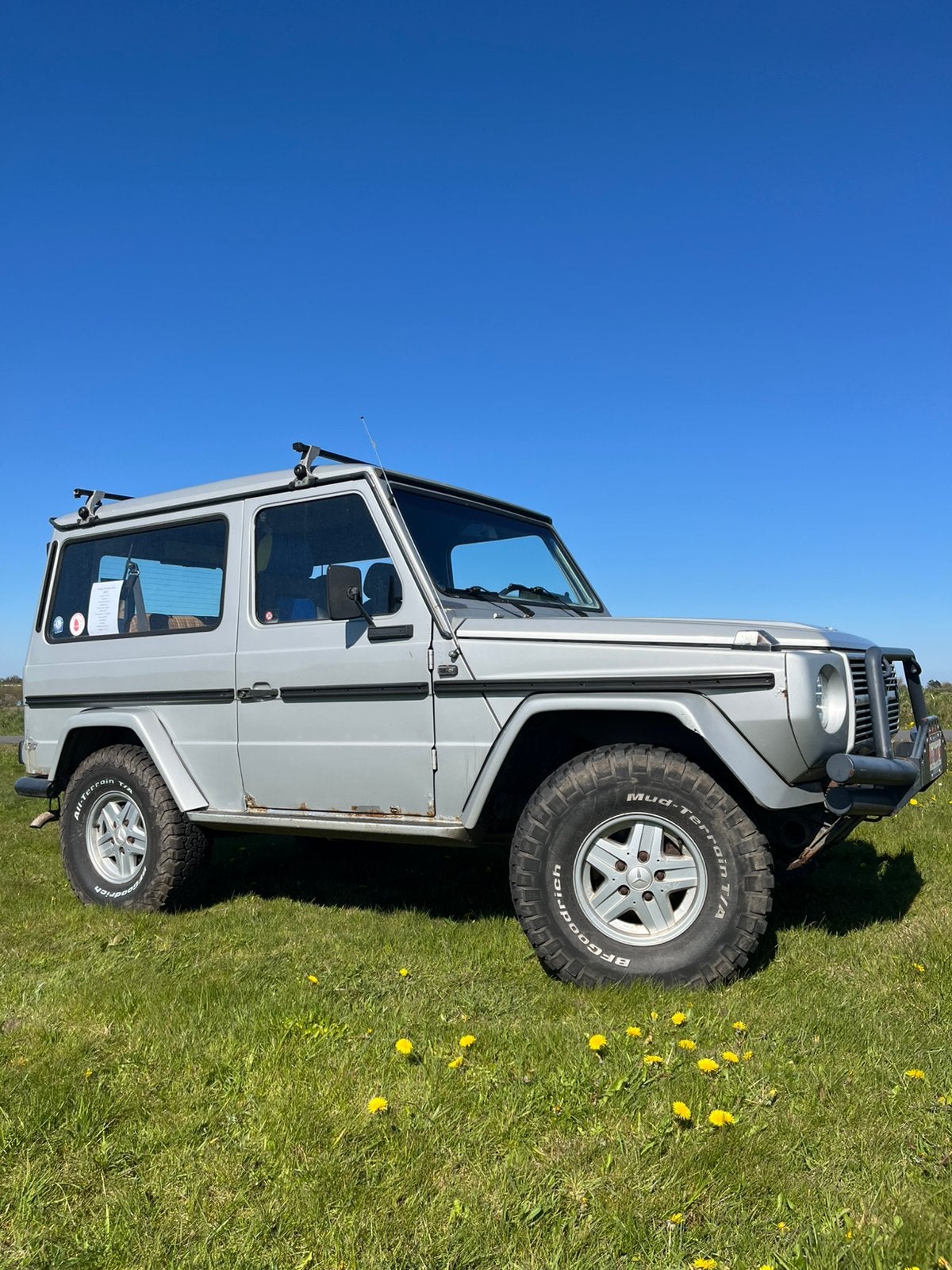 Mercedes-Benz 300 GD (W460) Belastingvrij 1982, Auto's, Mercedes-Benz, Zwart, G-Klasse, Leder en Stof, Vierwielaandrijving