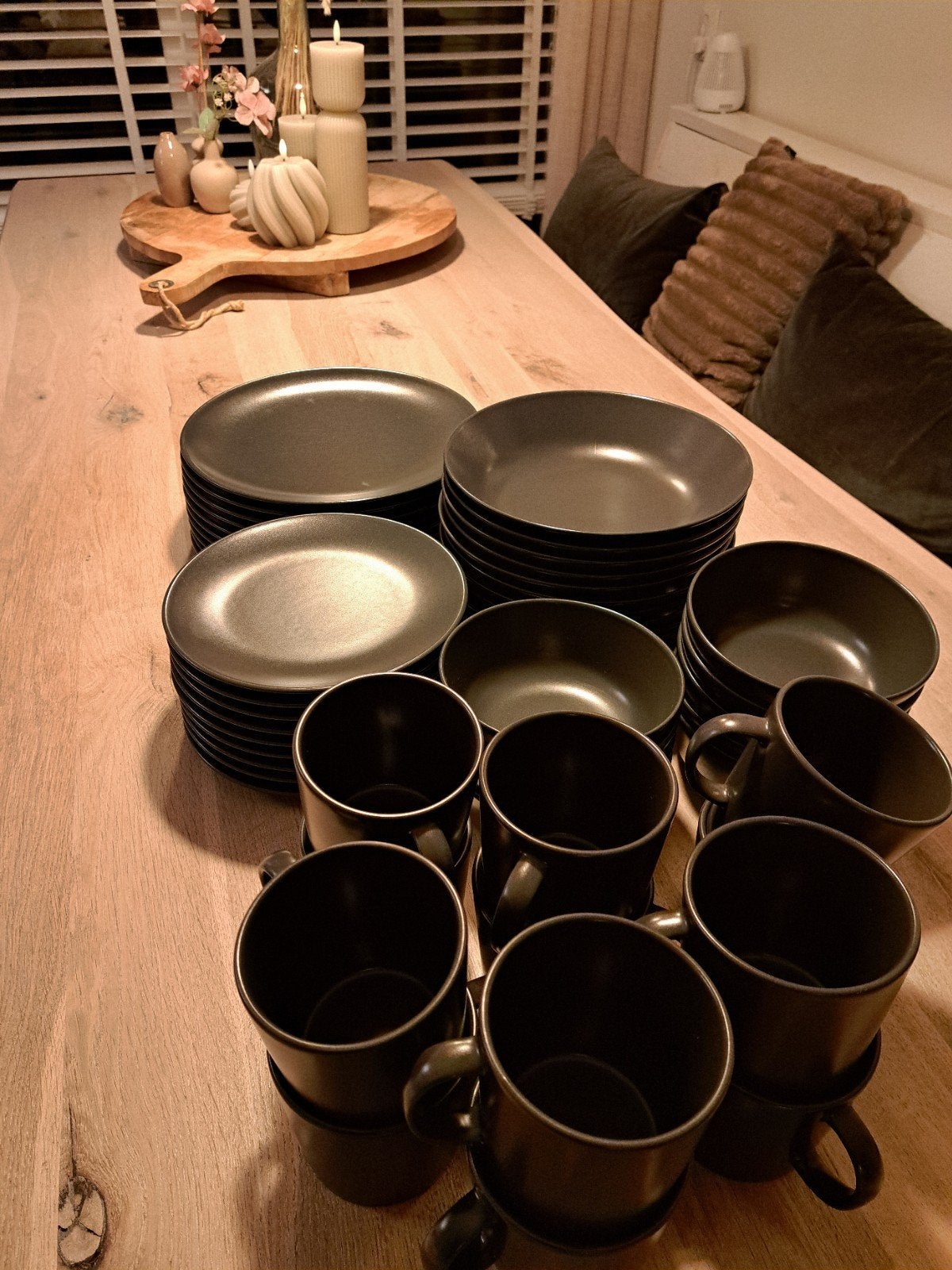 IKEA Färgklar Servies Donkerbruin/Zwart - 10 Personen, Huis en Inrichting, Ophalen, Gebruikt, IKEA, Overige stijlen
