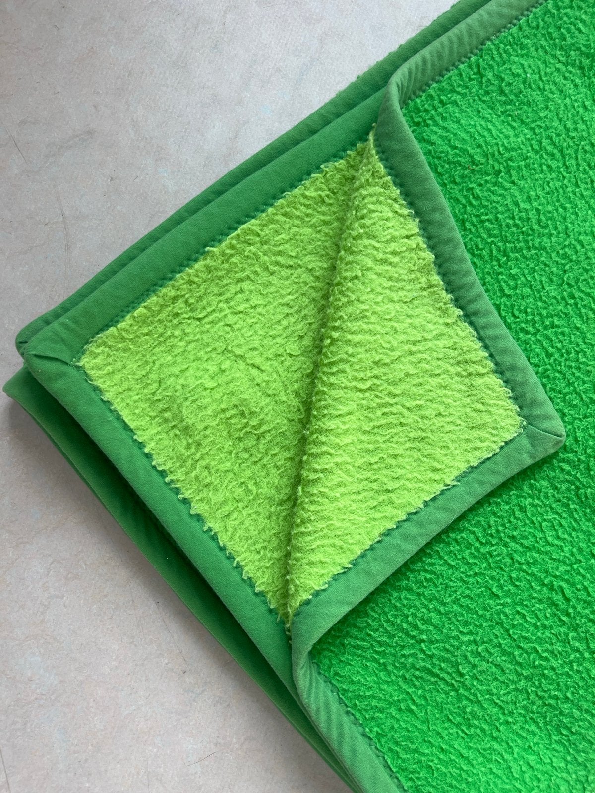Vintage wollen deken 235x235 cm - Groen, 235 cm, Wol, Ophalen of Verzenden, 235 cm