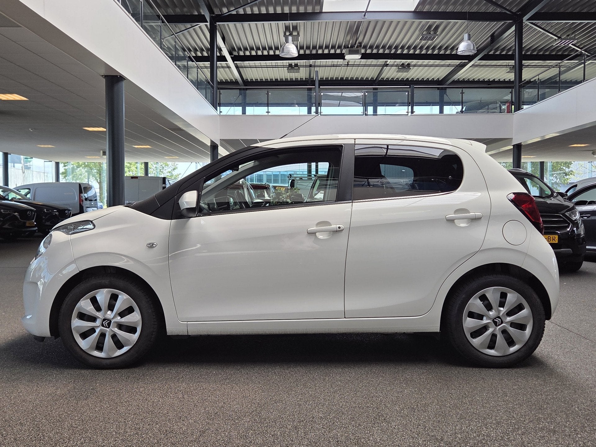 Citroën C1 1.0 VTi Feel, Voorwielaandrijving, Gebruikt, Euro 6, 4 stoelen