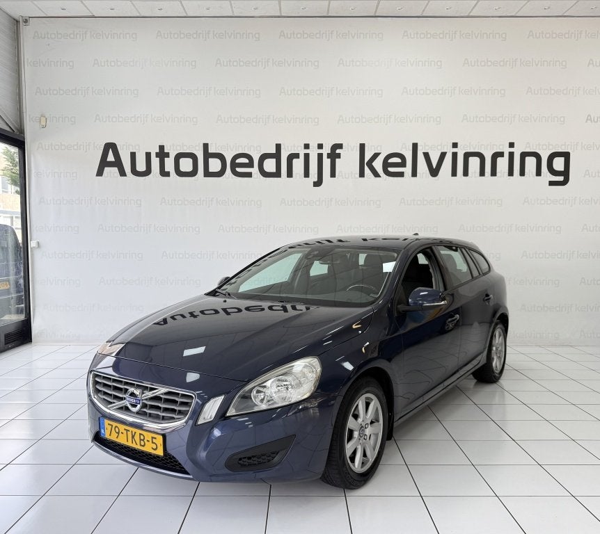 Volvo V60 1.6 T3 Kinetic Automaat Bovag Garantie (bj 2012), Auto's, Stof, Gebruikt, 4 cilinders, 150 pk