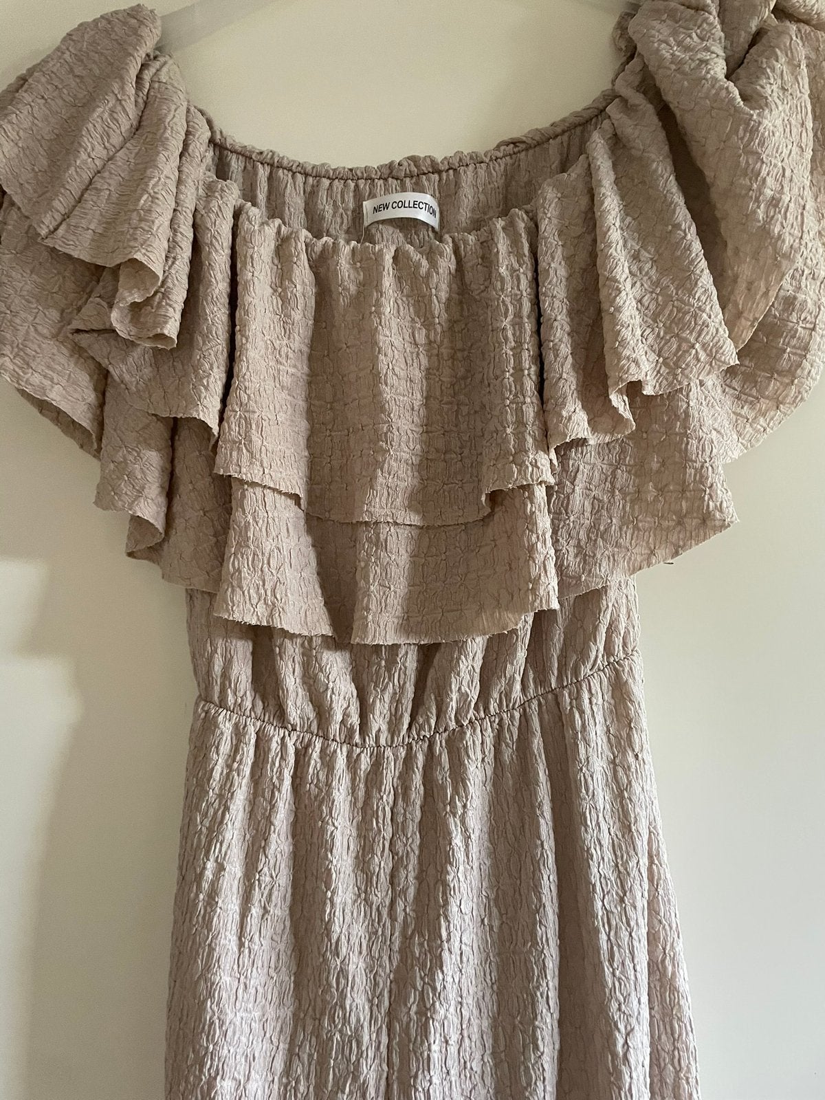 Jumpsuit beige one Size, Ophalen of Verzenden, Zo goed als nieuw, Maat 42/44 (L), Beige