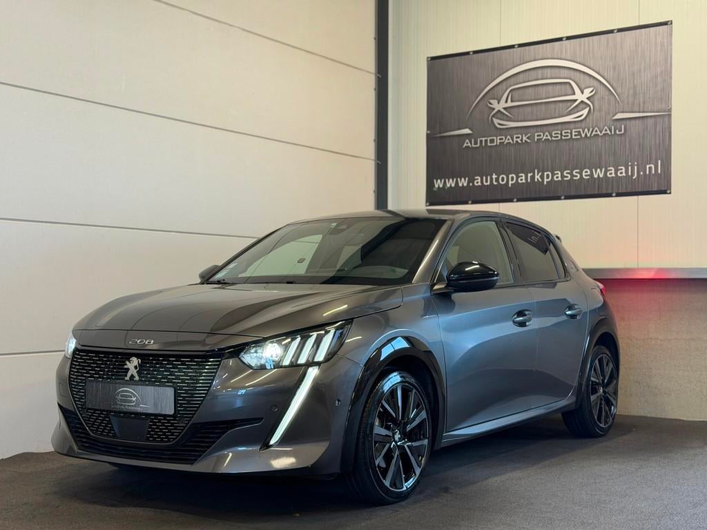 Peugeot 208 1.2 PureTech GT-line Pano, ACC, Apple Carplay, S, 101 pk, Gebruikt, 580 kg, 1133 kg
