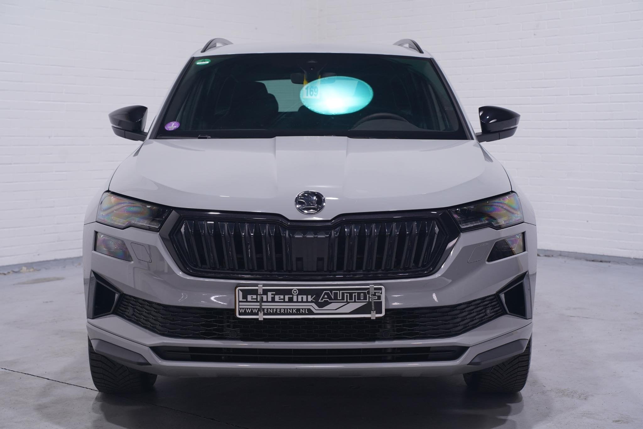 Skoda Karoq 1.5 TSI ACT Sportline Business NAP Camera Wegkla, Stof, 4 cilinders, 150 pk, 1299 kg