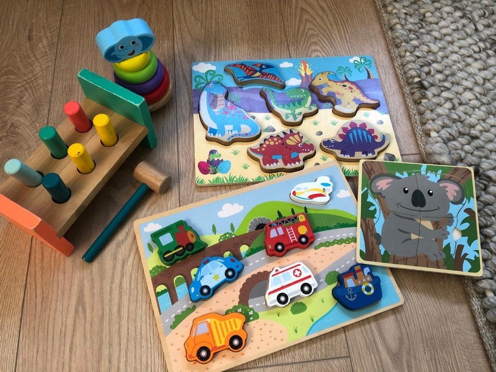 Houten puzzels en speelgoedset voor kinderen, Ophalen of Verzenden, Gebruikt, Bouwen