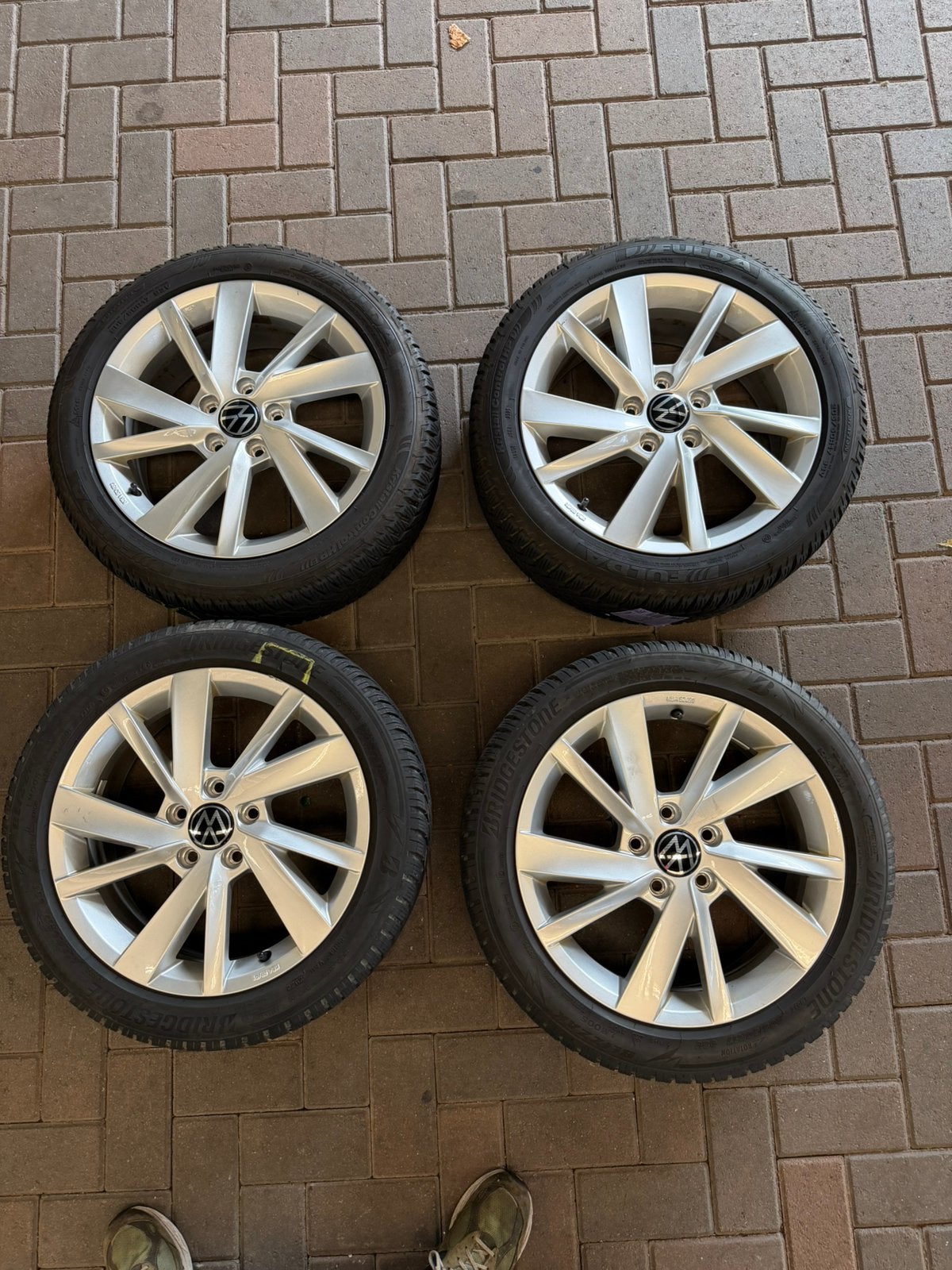 Volkswagen winterbanden 205/50/17 5x112, Ophalen