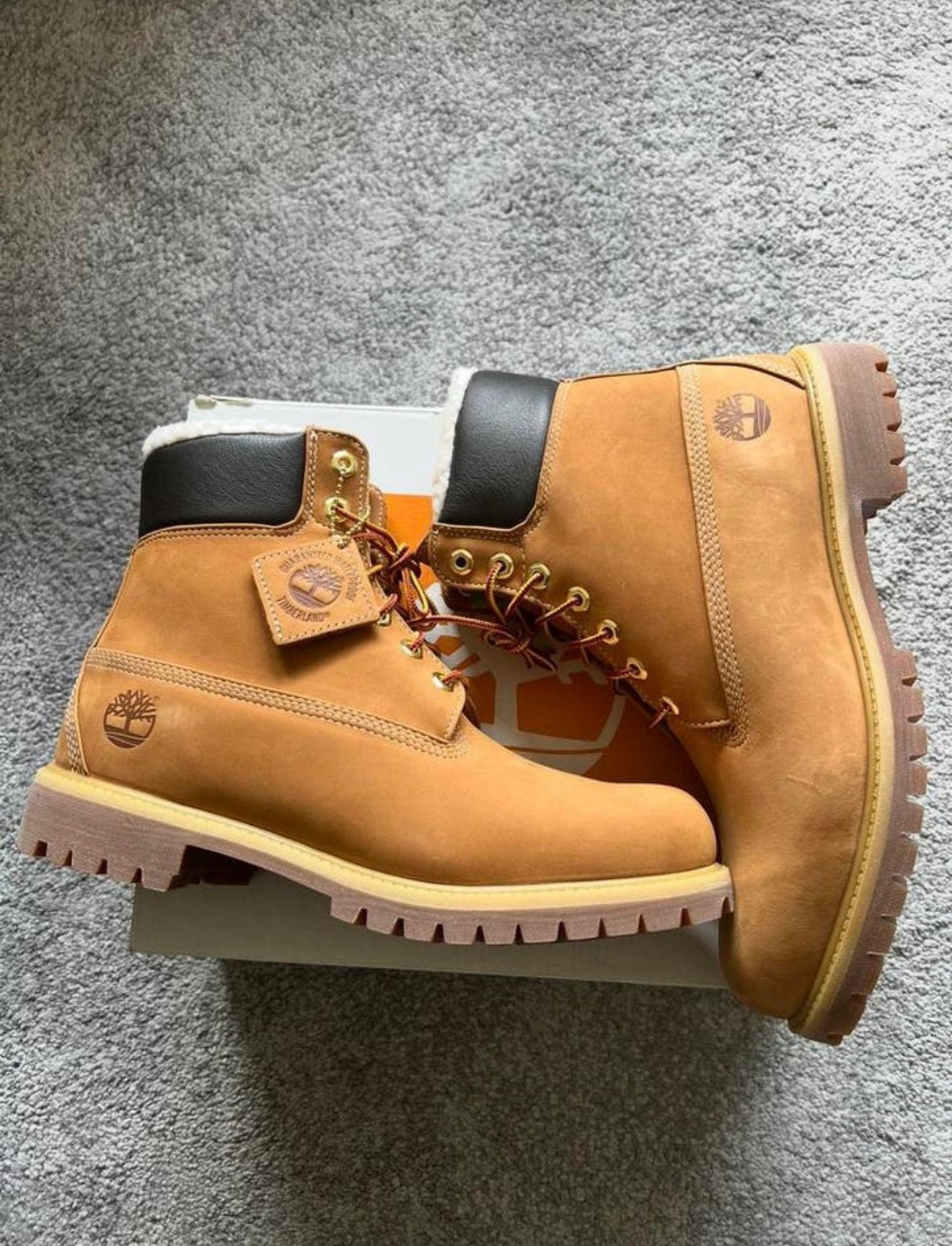 Timberland PREMIUM 6 INCH - Winter boots wheat (Size: 44.5), Ophalen of Verzenden, Zo goed als nieuw, Jongetje of Meisje, Laarsjes
