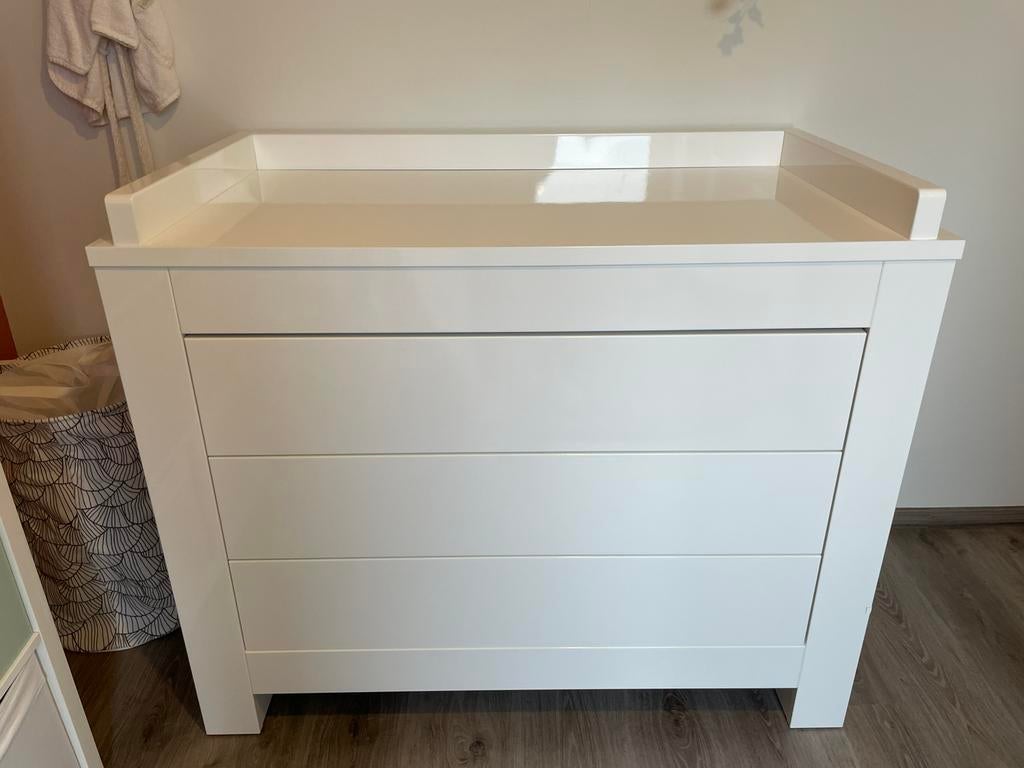 Kidsmill Alaska Kompleet baby kamer met Matras, Kinderen en Baby's, Kinderkamer | Commodes en Kasten, Ophalen, 50 tot 70 cm, 90 tot 105 cm
