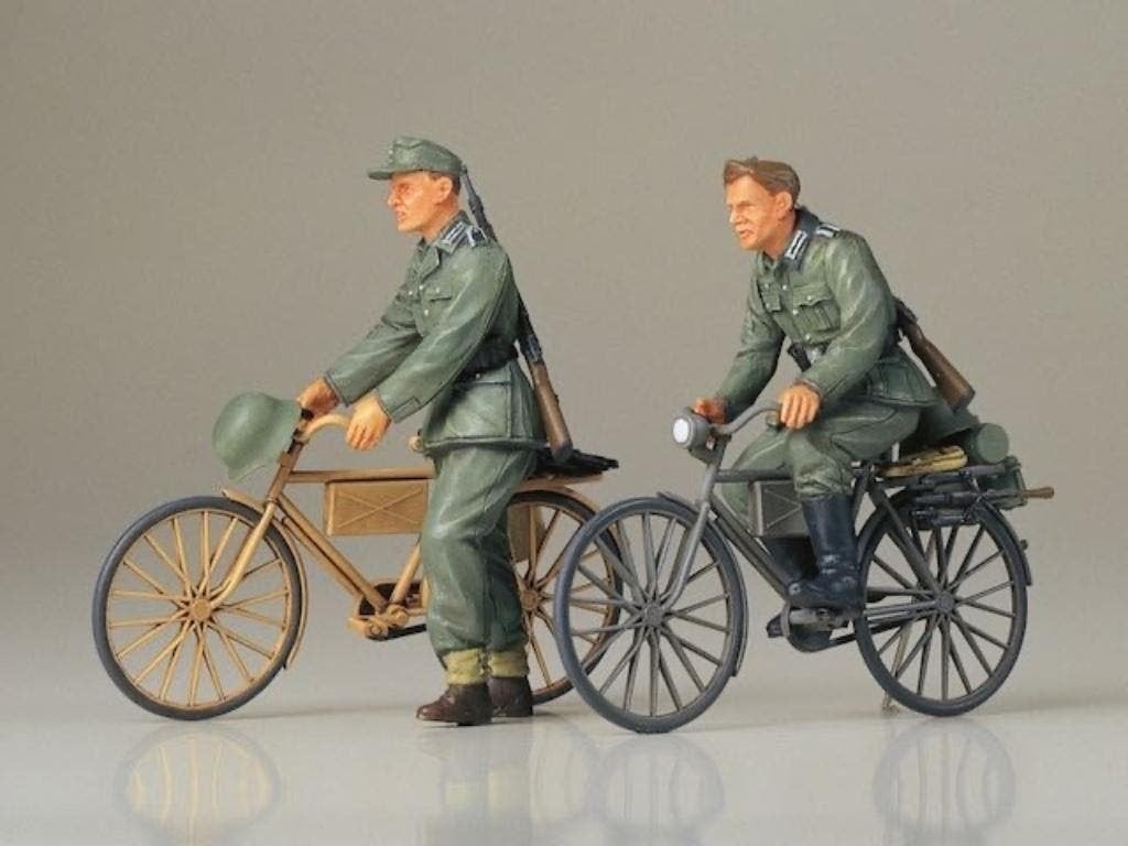 Tamiya 35240 Bicycle w VOYAGER pe SET 1/35, Verzenden, Nieuw, 1:35 tot 1:50