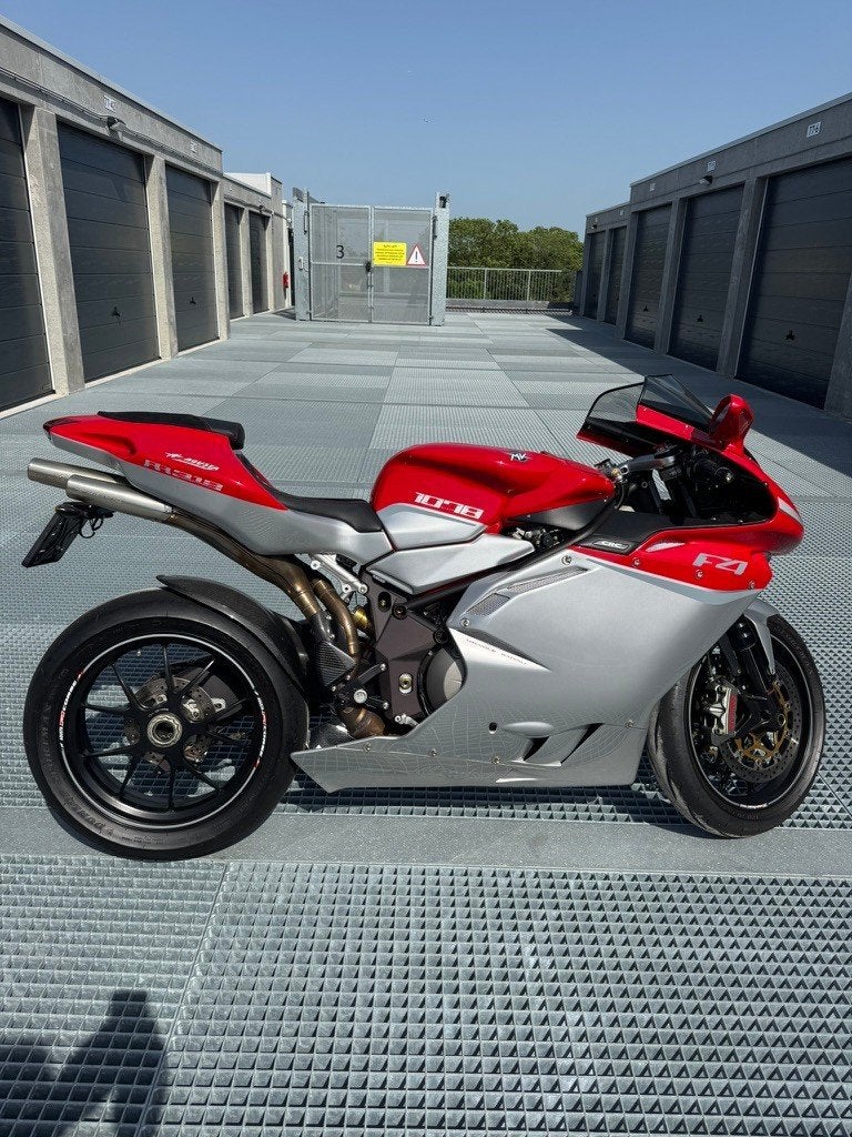 MV Agusta F4 1078 RR 312 Collector, 1078 cc, Motorrijbewijs A, Bedrijf, Super Sport