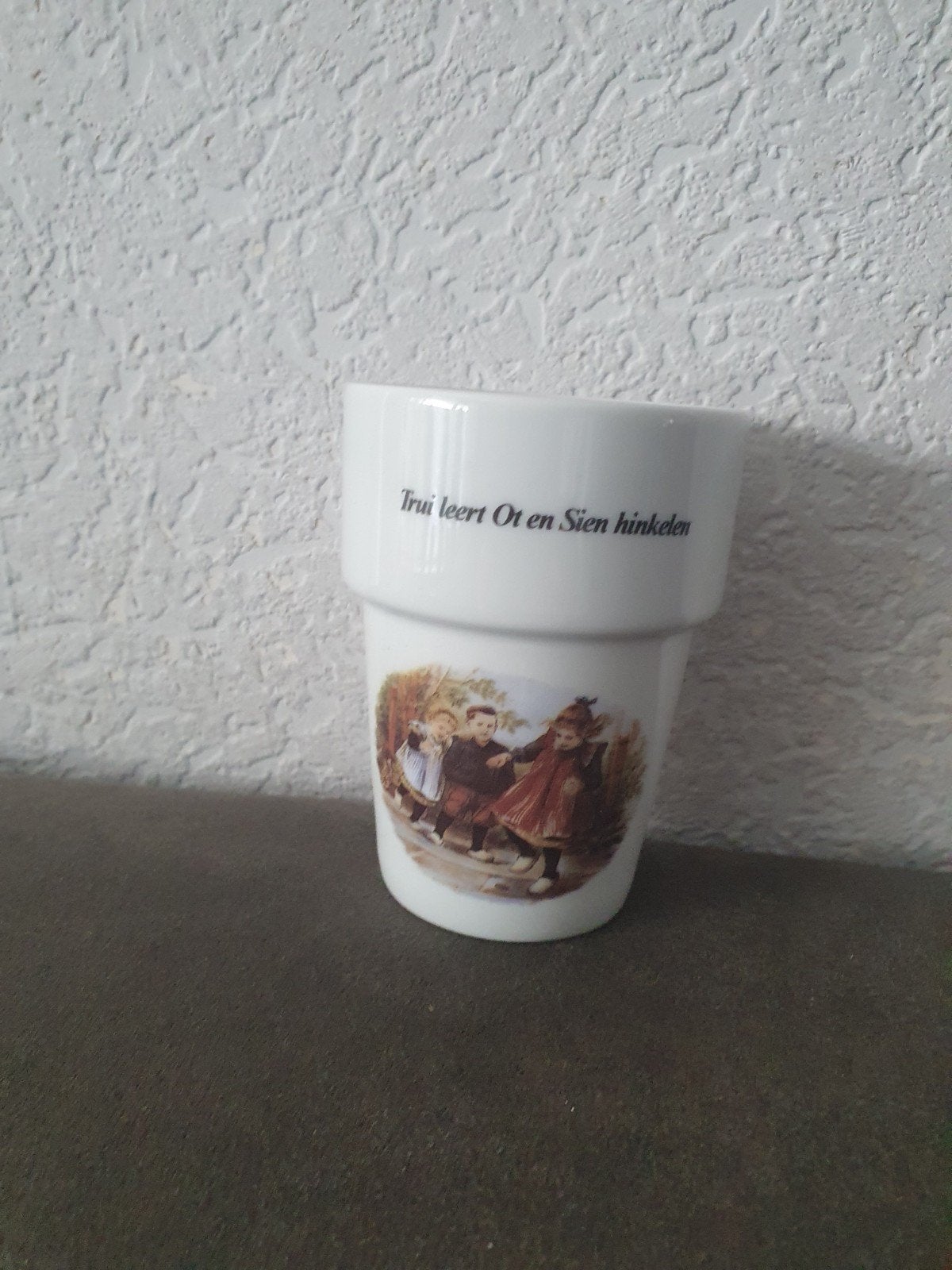 Ot en Sien beker, Huis en Inrichting, Ophalen of Verzenden, Zo goed als nieuw, Overige stijlen, Overige typen