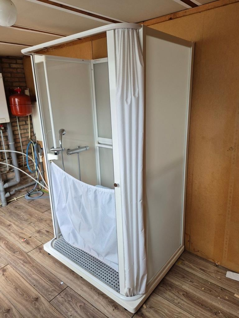 Zorgdouche van Qbina - Compact en compleet, Doe-het-zelf en Verbouw, Sanitair, Ophalen of Verzenden, Qbina, Zorgdouche, Qbina
