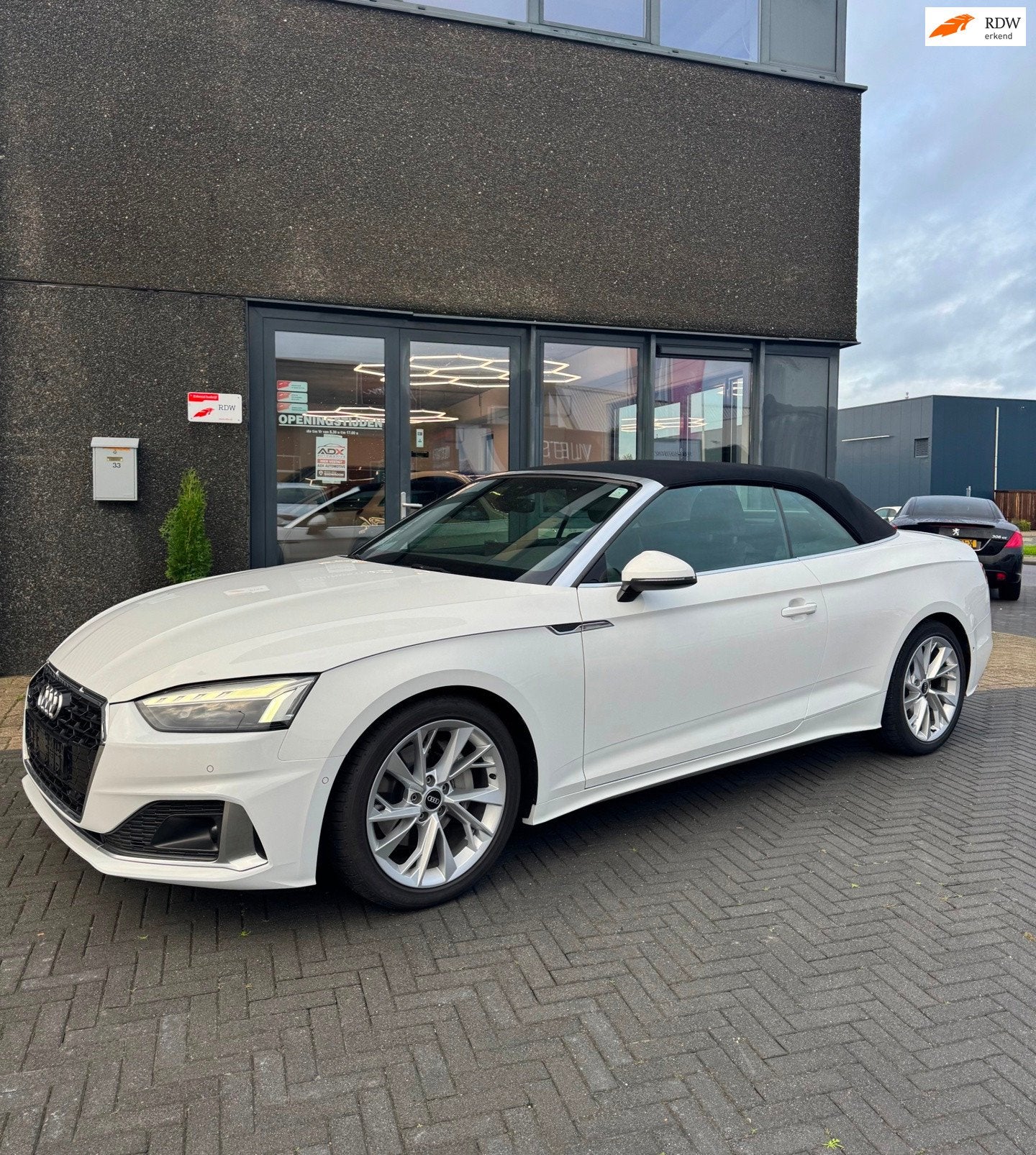 Audi A5 Cabriolet 40 TFSI quattro Advanced Edition, Auto's, Automaat, Dealer onderhouden, Gebruikt, Zwart