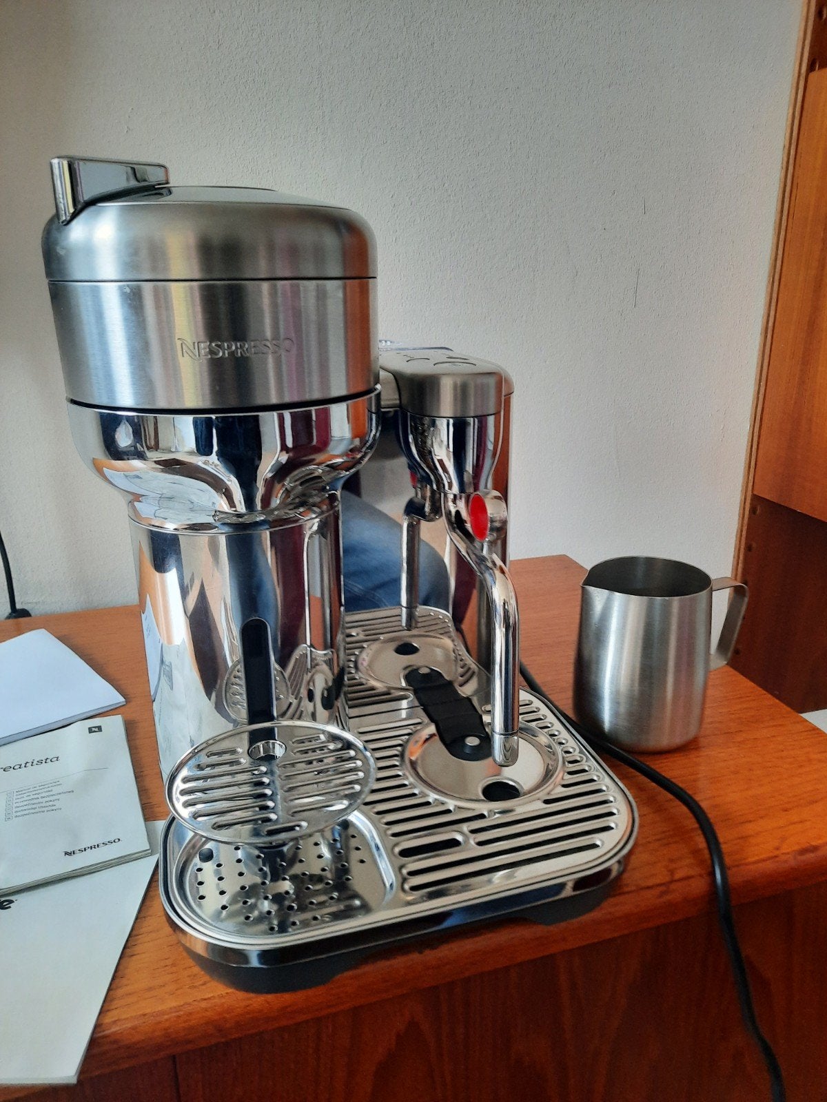 Nespresso Vertuo Creatista SAGE - Zo goed als nieuw, Ophalen, Koffiepads en cups, Koffiemachine, Zo goed als nieuw
