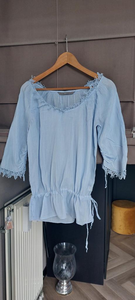 Zara bloesje. Lichtblauw. Maat M., Maat 38/40 (M), Blauw, Zara, Ophalen of Verzenden