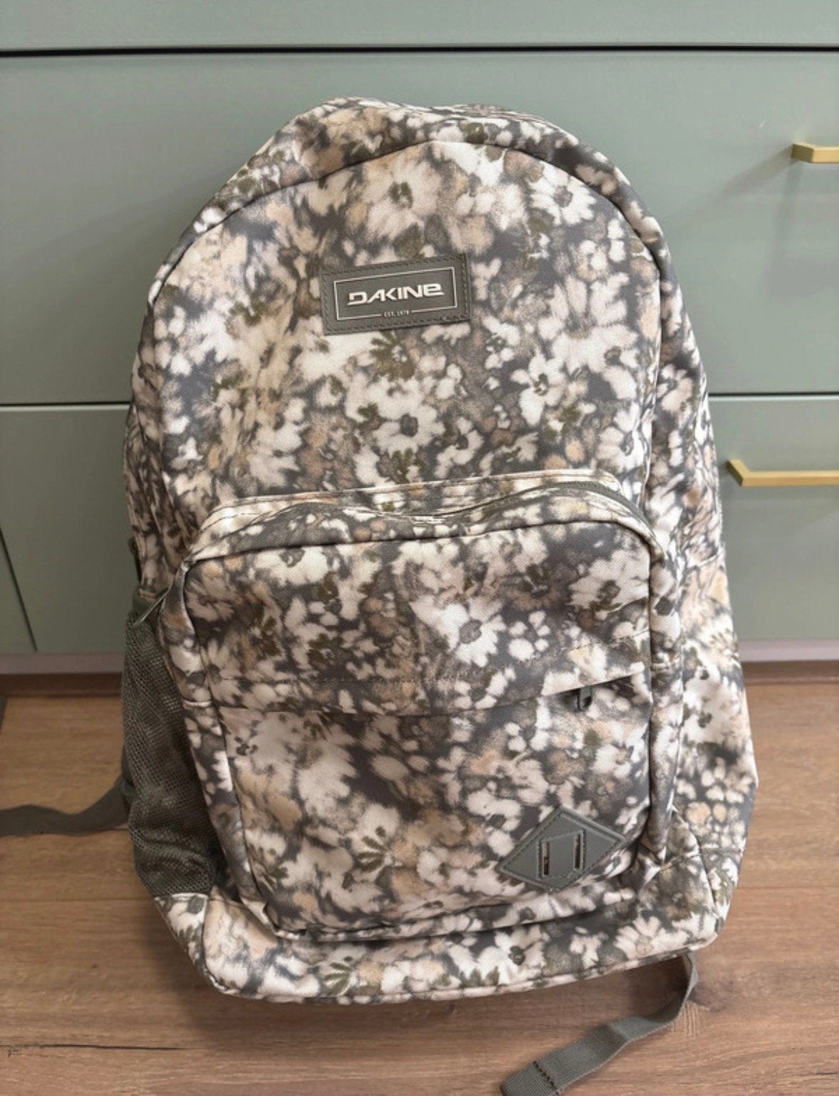 Dakine rugzak groen/beige/witte bloemen, 40 cm of meer, Zo goed als nieuw, Ophalen, Overige merken