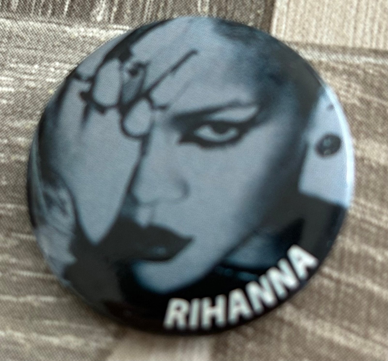 Vintage Buttons/Speldjes: Rihanna, Lil Wayne, Jonas brothers, Verzamelen, Ophalen of Verzenden, Gebruikt, Overige onderwerpen